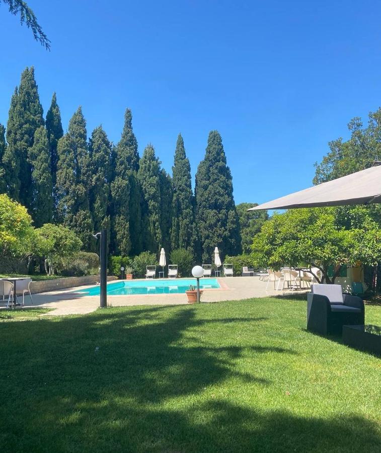 B&B Villa Il Poggetto Venturina Terme Kültér fotó