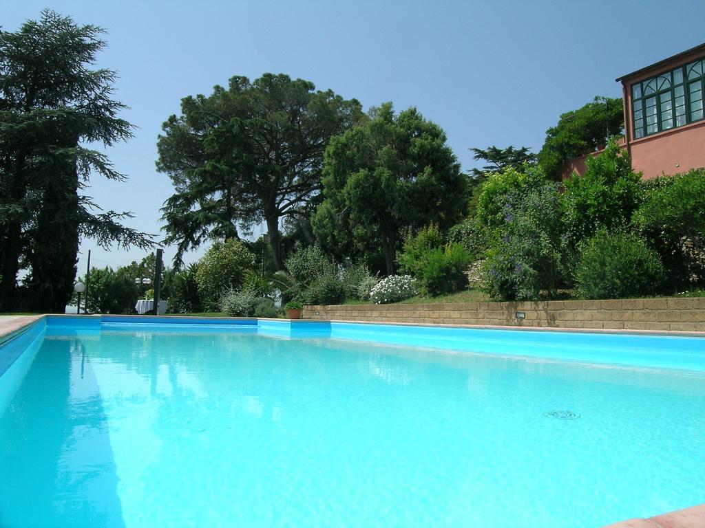 B&B Villa Il Poggetto Venturina Terme Kültér fotó